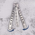 Gri Katlanabilir Paslanmaz Çelik Kelebek Bıçak Tasarımlı Tarak - Görsel 4